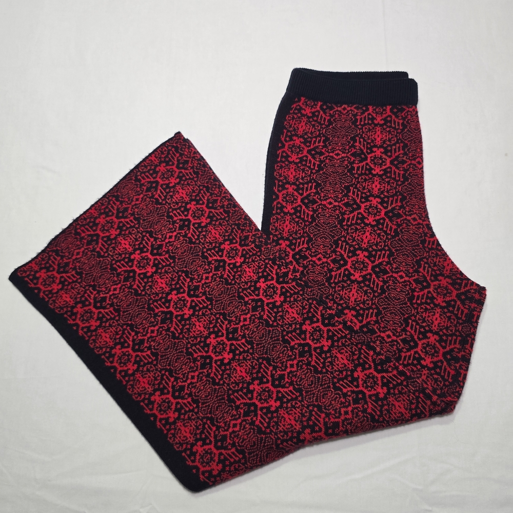 Red Patterned Wide-Leg Pants - Picture 3 of 6